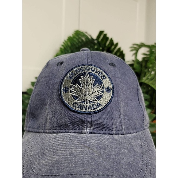 Vancouver Canada Hat - Picture 3 of 7